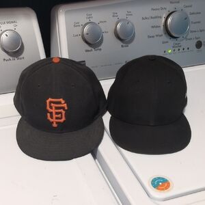 2 Men's Black Baseball Caps SF Giants